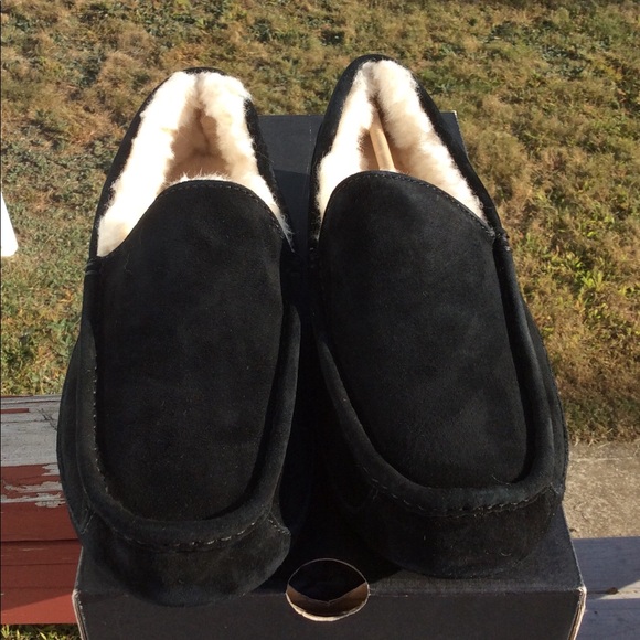 UGG ascot slippers - Picture 2 of 7